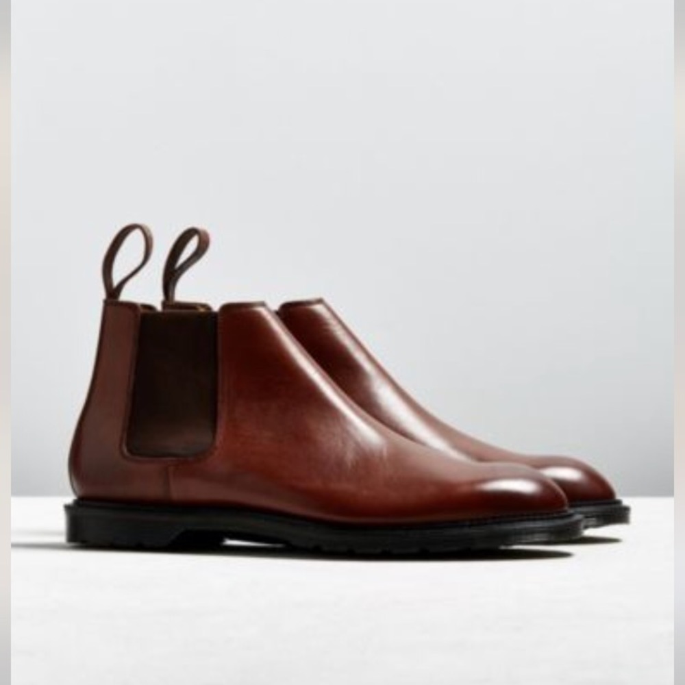 Dr. Martens chelsea boots